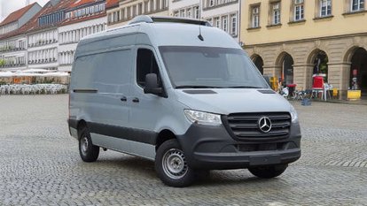 sprinter mit contourcool innenstadt 
